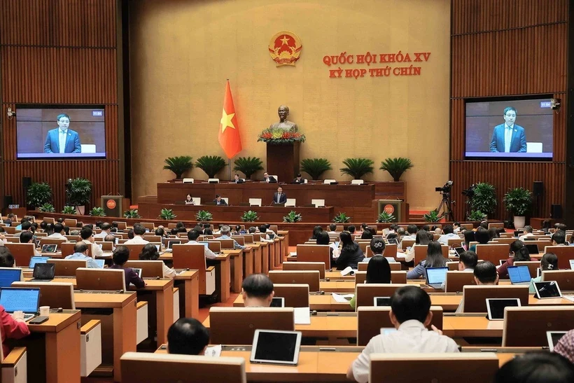 Quốc hội thảo luận về phát triển kinh tế tư nhân, thẩm tra quyết toán ngân sách