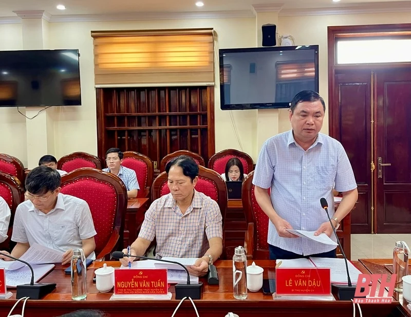 Kiểm tra, đôn đốc việc triển khai sắp xếp đơn vị hành chính cấp xã; hỗ trợ xây dựng nhà ở cho hộ nghèo và giải ngân vốn đầu tư công tại huyện Hà Trung