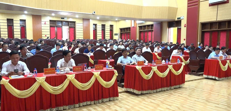 Tổ đại biểu HĐND tỉnh tiếp xúc cử tri huyện Vĩnh Lộc