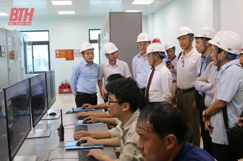 Khánh thành hệ thống phát điện từ nhiệt khí thải Nhà máy xi măng Tân Thắng