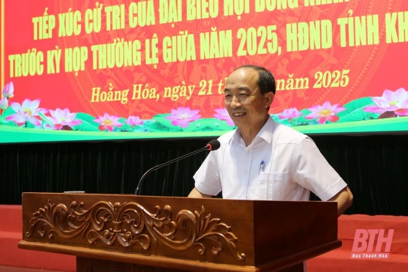 Phó Chủ tịch Thường trực HĐND tỉnh Lê Tiến Lam tiếp xúc cử tri huyện Hoằng Hóa