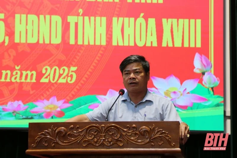 Phó Chủ tịch Thường trực HĐND tỉnh Lê Tiến Lam tiếp xúc cử tri huyện Hoằng Hóa