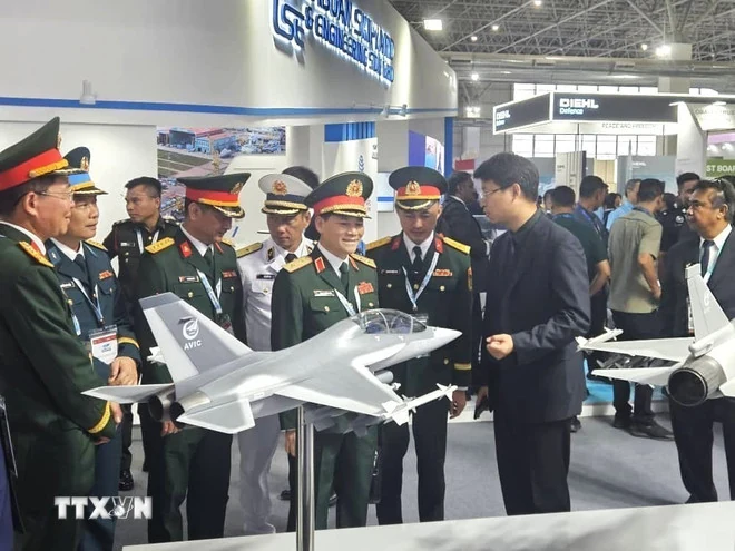 Việt Nam tham dự Triển lãm Hàng hải và hàng không vũ trụ quốc tế Langkawi 2025