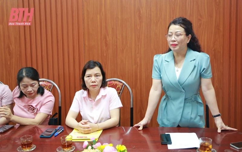 Tiếp nhận kinh phí hỗ trợ xây dựng 2 căn nhà ở cho hộ nghèo theo Chỉ thị 22