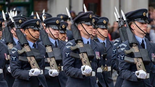 Vương quốc Anh sẽ tăng mạnh sản lượng vũ khí