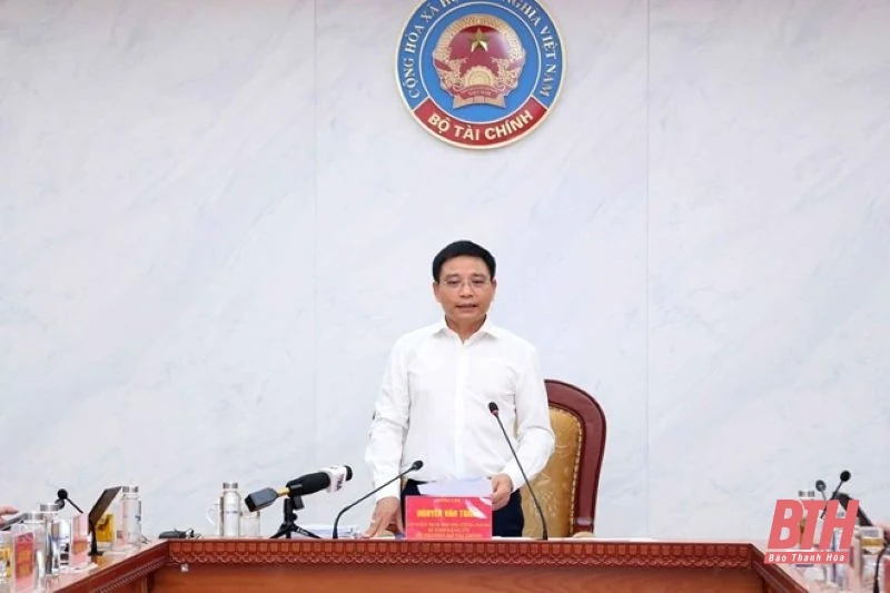 Đẩy mạnh phân cấp, phân quyền và tổ chức chính quyền địa phương 2 cấp trong lĩnh vực tài chính