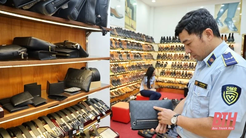 TP Thanh Hóa: Cửa hàng kinh doanh thời trang giả loạt thương hiệu nổi tiếng