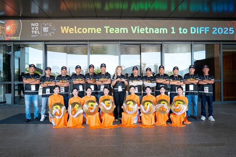 Khai mạc DIFF 2025: Cuộc gặp gỡ Á - Âu trên bầu trời sông Hàn