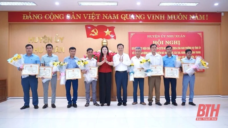 Như Xuân: Vận động 585 hộ dân hiến 219.600m<sup>2</sup> đất xây dựng đường giao thông và kết cấu hạ tầng nông thôn