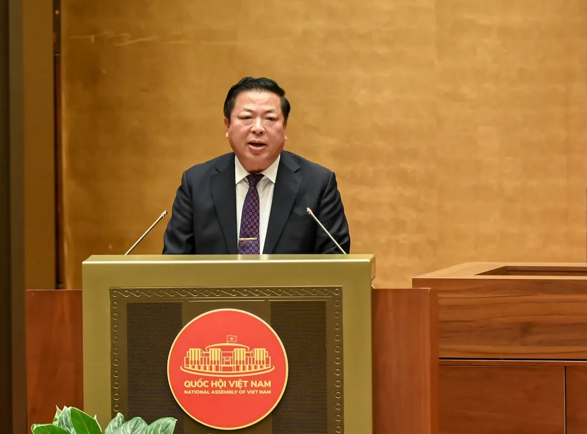 Thông qua cơ chế đặc thù phát triển nhà ở xã hội, bỏ điều kiện cách nơi làm việc trên 30 km