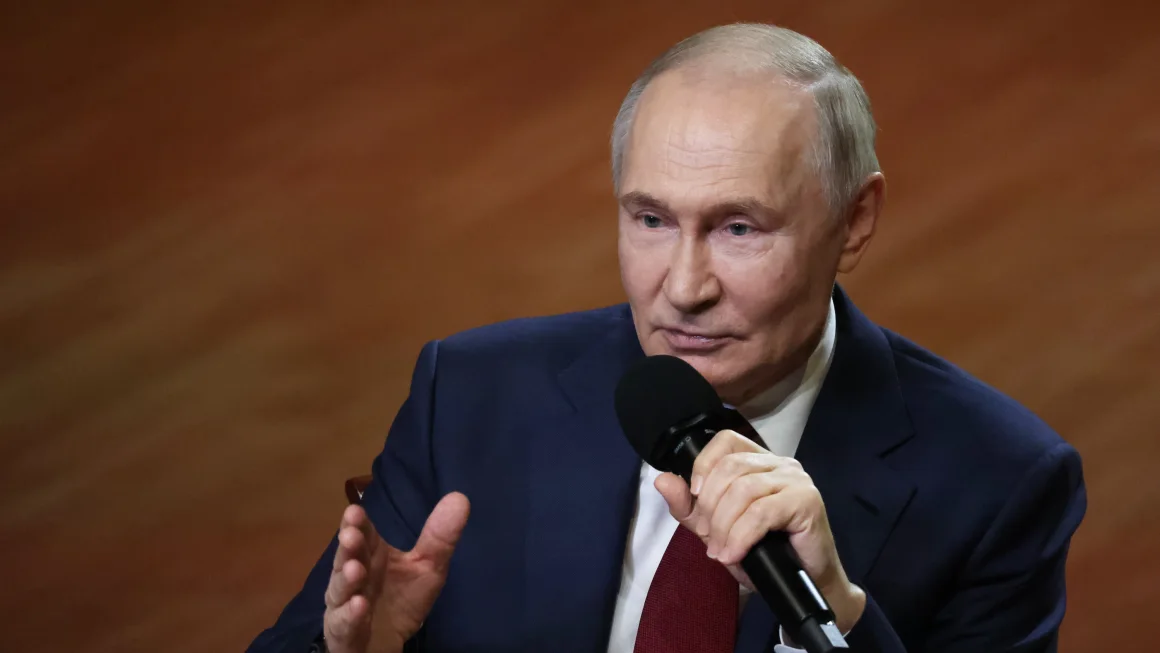 Nga không nhượng bộ trong đàm phán hòa bình, ông Trump có thể buộc phải hành động