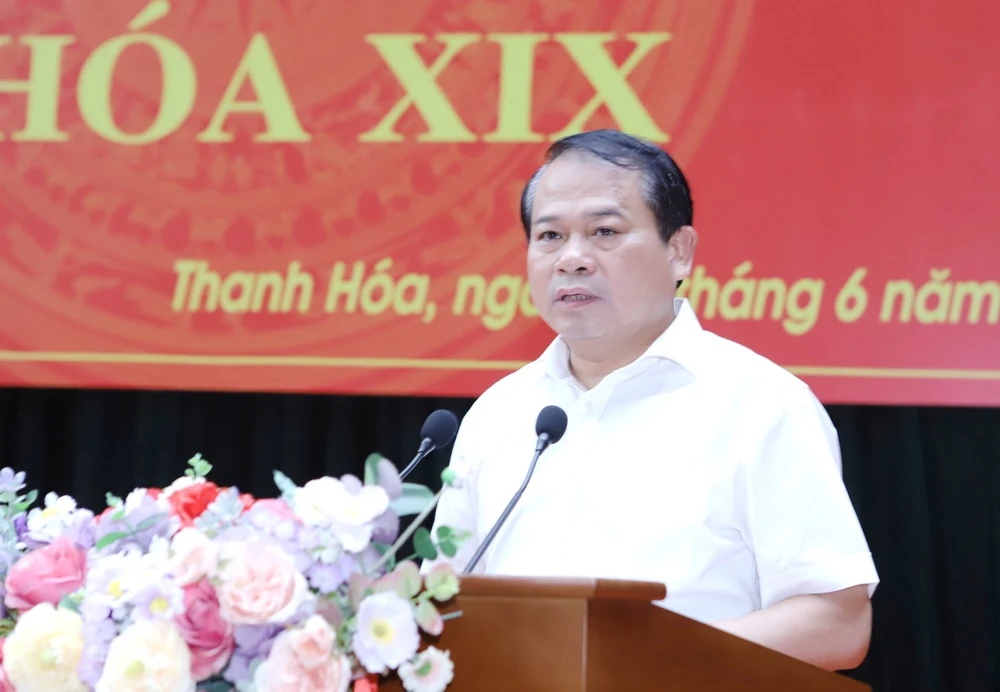 Ban Chấp hành Đảng bộ tỉnh thống nhất về tổ chức bộ máy, biên chế cơ quan MTTQ và các đoàn thể cấp tỉnh