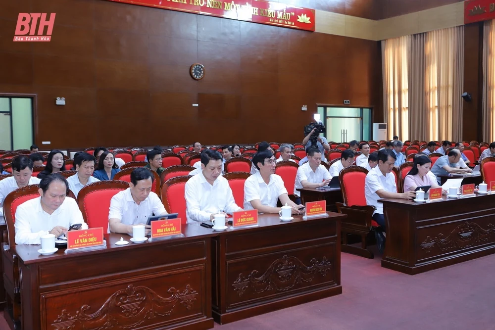 Ban Chấp hành Đảng bộ tỉnh thống nhất về tổ chức bộ máy, biên chế cơ quan MTTQ và các đoàn thể cấp tỉnh