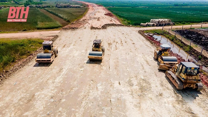 Đẩy nhanh tiến độ thi công các dự án giao thông trọng điểm