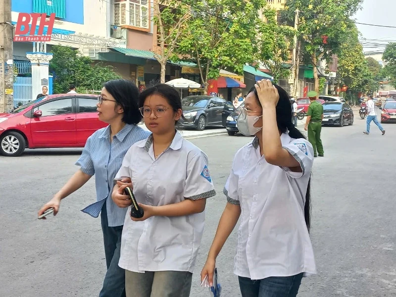 Hơn 43.000 thí sinh Thanh Hóa bước vào ngày thi đầu tiên kỳ thi tuyển sinh vào lớp 10 THPT công lập năm học 2025-2026