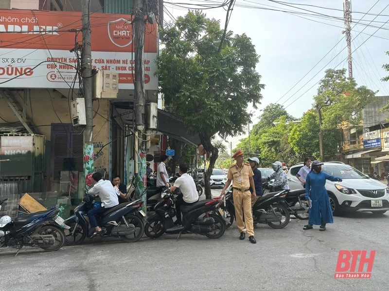 Hơn 43.000 thí sinh Thanh Hóa bước vào ngày thi đầu tiên kỳ thi tuyển sinh vào lớp 10 THPT công lập năm học 2025-2026
