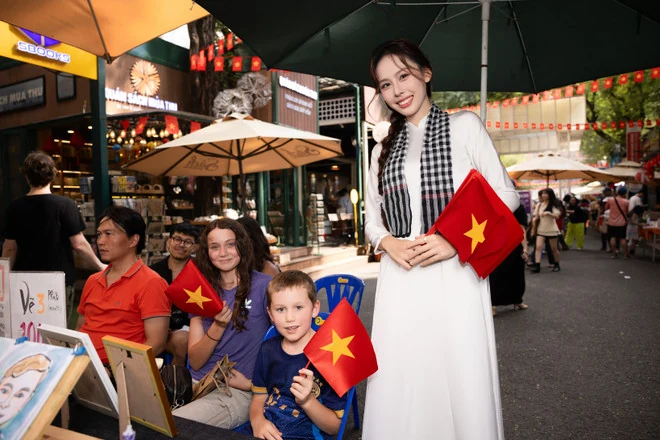 Việt Nam đón lượng khách quốc tế kỷ lục trong năm 2025