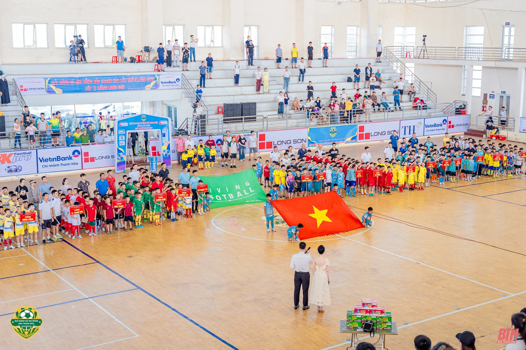 Khai mạc giải Bóng đá Nhi đồng Báo Thanh Hóa lần thứ IV năm 2025 - Cúp Xi măng Long Sơn