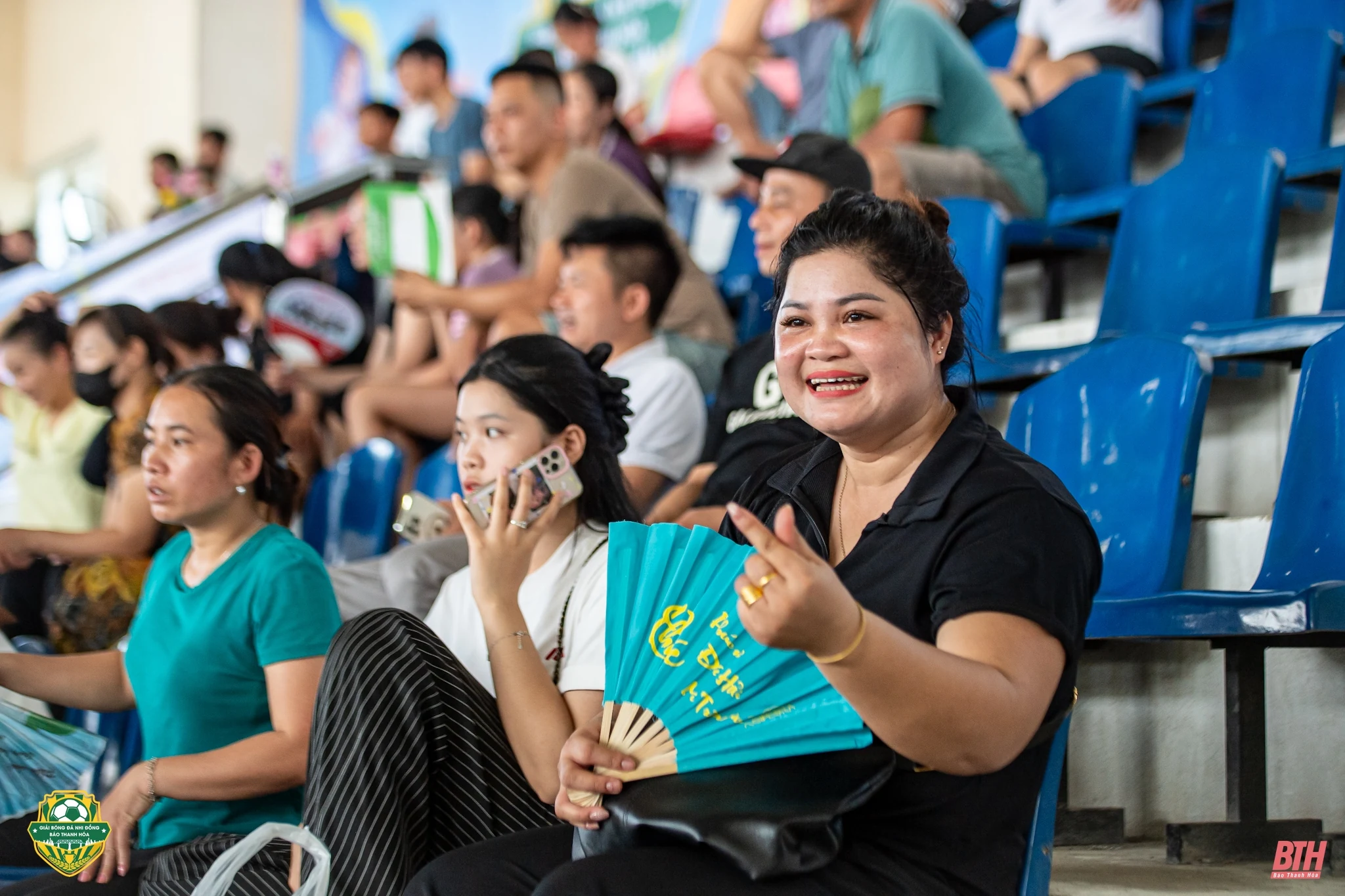 Nơi trái bóng thắp sáng giấc mơ tuổi thơ vùng cao