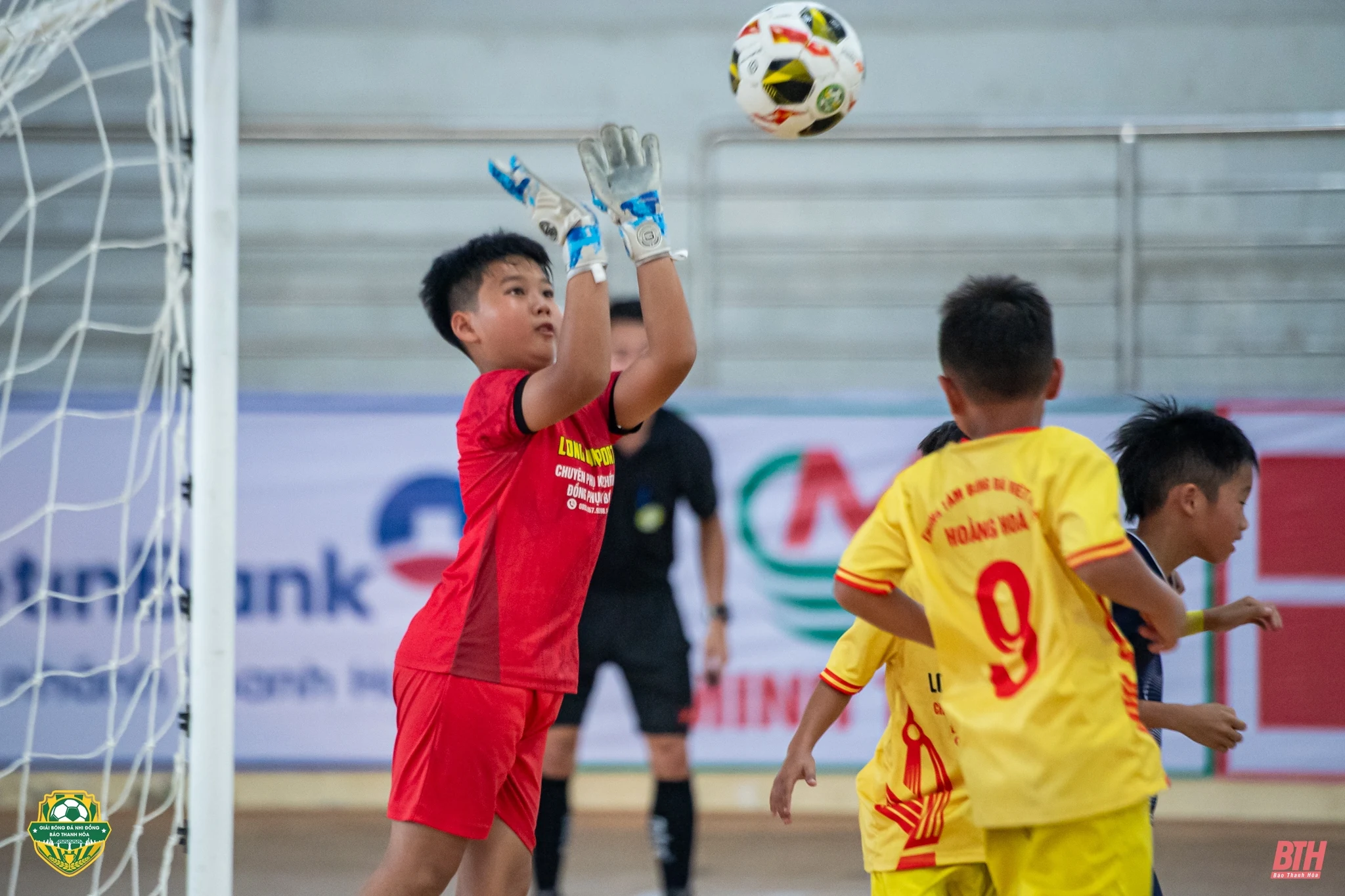 U10 Nghi Sơn giành vé cuối cùng vào bán kết