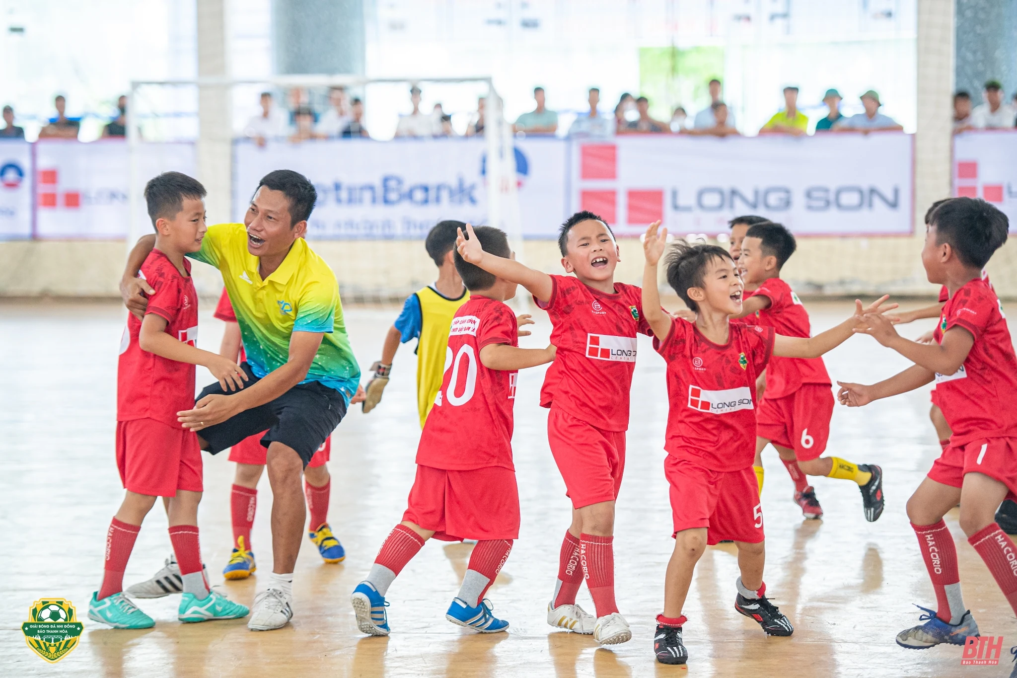 U8 Thiệu Hóa trở thành “tân vương” lứa tuổi U8 giải Bóng đá Nhi đồng Báo Thanh Hóa lần thứ IV năm 2025