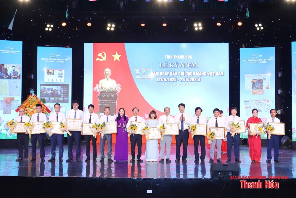 Báo chí Thanh Hóa tiếp tục khẳng định vị thế, là “người bạn tin cậy”, là “lá chắn thông tin”, là “nam châm trí tuệ” dẫn dắt công chúng trong thời đại số