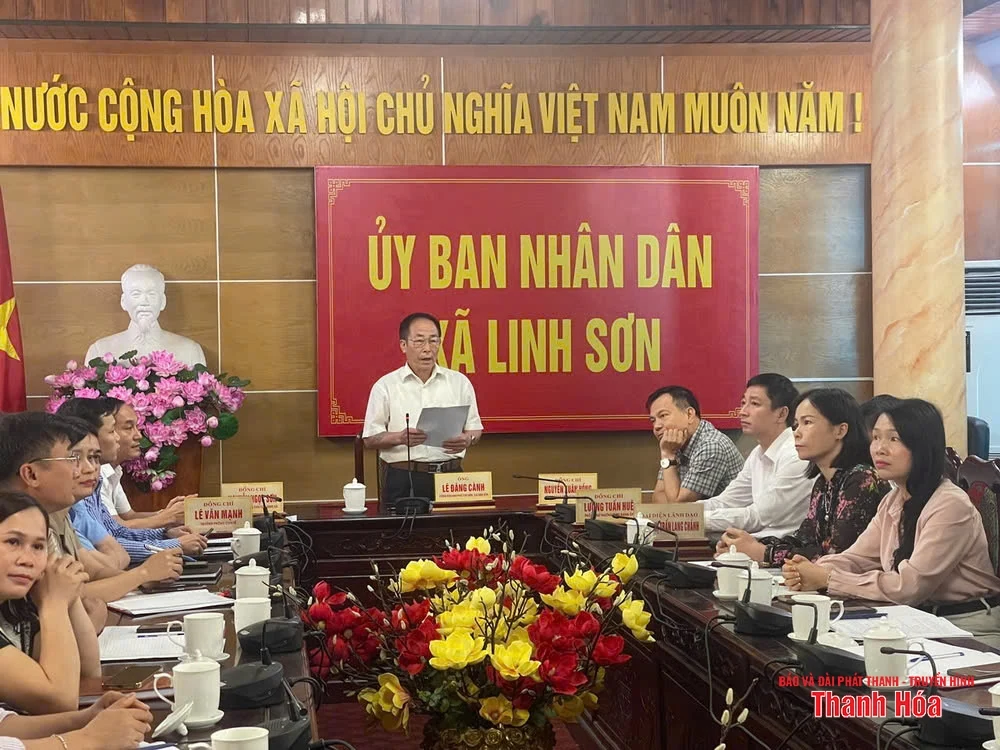 Phó Chủ tịch UBND tỉnh Mai Xuân Liêm chủ trì hội nghị tiếp công dân trực tuyến