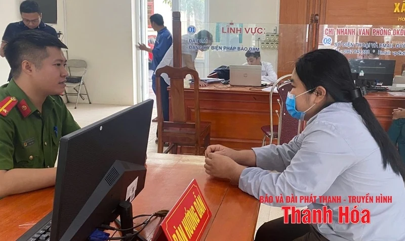 Đồng hành cùng người dân trong những ngày đầu triển khai chính quyền địa phương 2 cấp