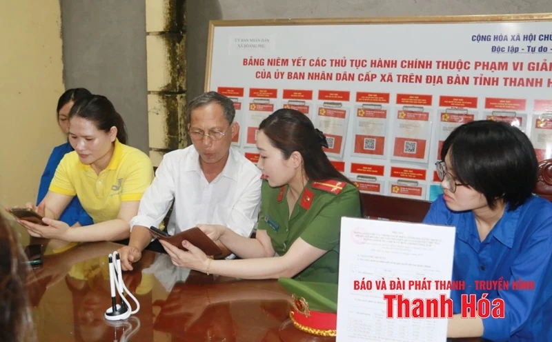 Đồng hành cùng người dân trong những ngày đầu triển khai chính quyền địa phương 2 cấp