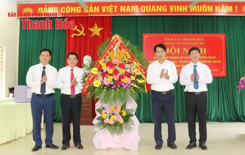 Ngày đầu chính quyền địa phương 2 cấp vận hành chính thức