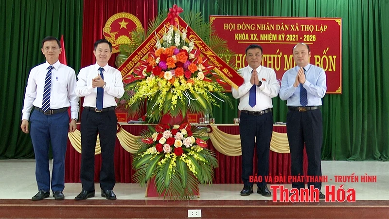 Ngày đầu chính quyền địa phương 2 cấp vận hành chính thức