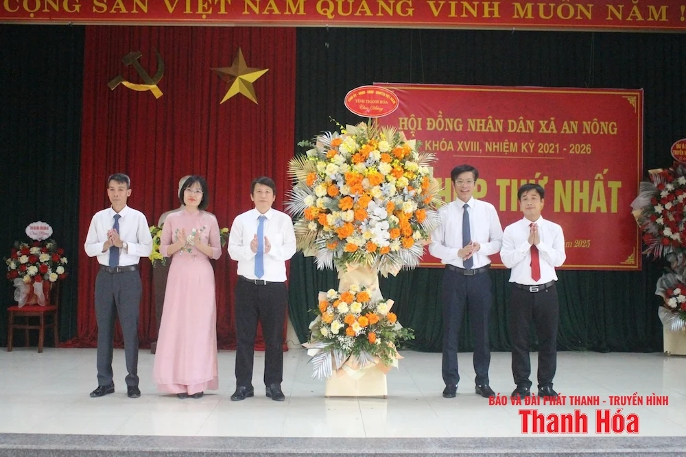 Ngày đầu chính quyền địa phương 2 cấp vận hành chính thức