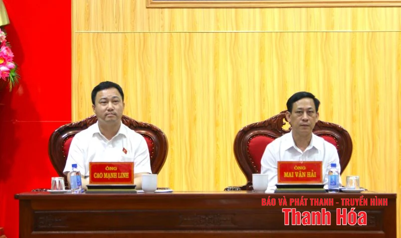 Phó Trưởng Đoàn ĐBQH tỉnh Mai Văn Hải tiếp xúc cử tri các xã Hà Trung và Hậu Lộc