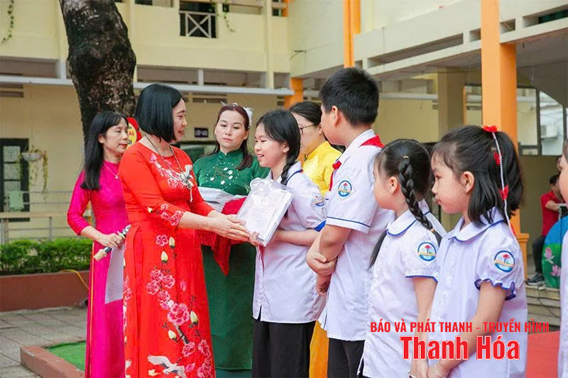 Nâng cao chất lượng dạy và học ở Trường Tiểu học Hoàng Hoa Thám