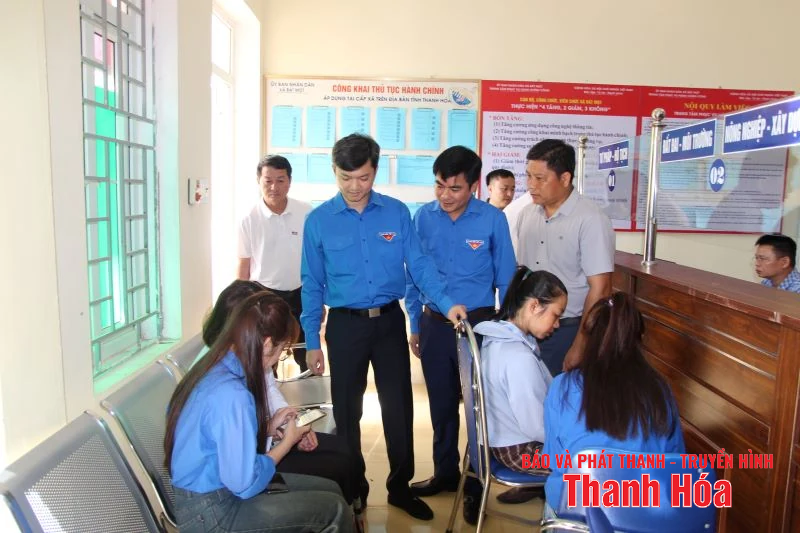 Bí thư Trung ương Đoàn Nguyễn Minh Triết thăm, động viên đội hình tình nguyện hỗ trợ vận hành chính quyền địa phương 2 cấp