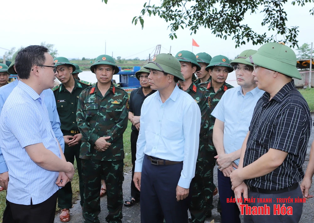 Bí thư Tỉnh ủy Nguyễn Doãn Anh kiểm tra công tác ứng phó với bão số 3