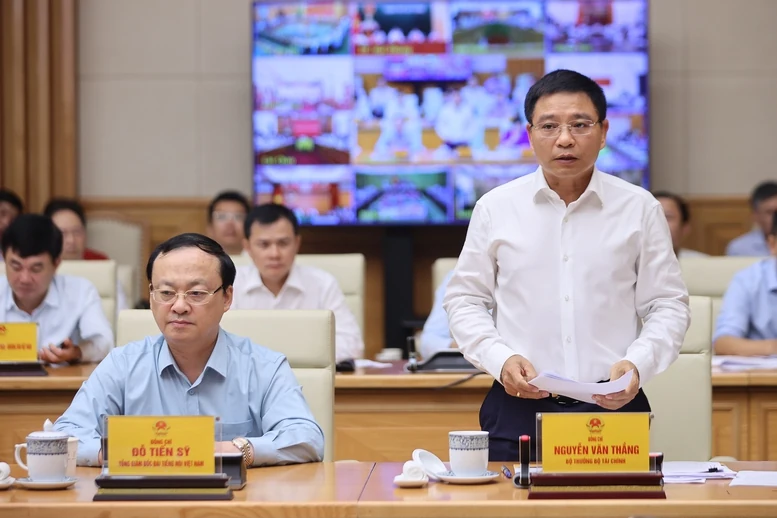 Thủ tướng: Tăng trưởng 8,3-8,5% năm 2025 không là 'mục tiêu bất khả thi'- Ảnh 5. Thủ tướng Chính phủ: Tăng trưởng 8,3-8,5% năm 2025 không là “mục tiêu bất khả thi”