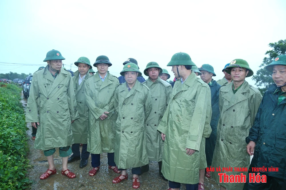 Phó Bí thư Thường trực Tỉnh ủy Lại Thế Nguyên kiểm tra công tác ứng phó với bão số 3