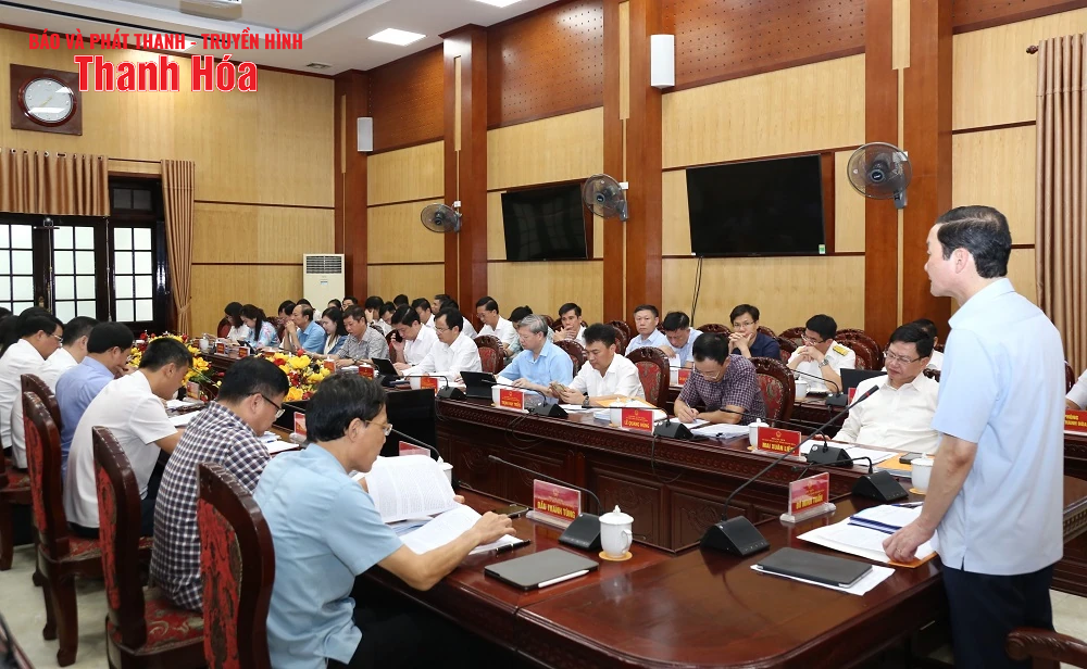 Thảo luận, quyết định các nhiệm vụ trọng tâm phát triển kinh tế - xã hội tháng 8/2025 và một số nội dung quan trọng khác