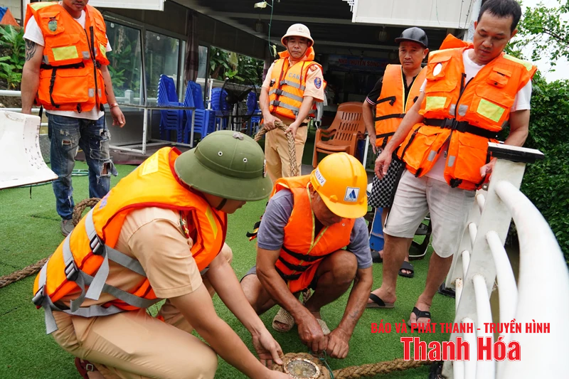 Cảnh sát đường thủy, Công an Thanh Hóa: Chủ động ứng phó với bão số 3
