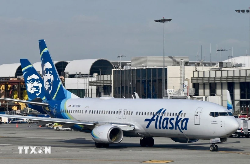 Hãng hàng không Alaska Airlines tạm dừng khai thác toàn bộ các chuyến bay