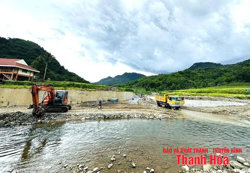 Khắc phục sạt lở đất, phòng chống thiên tai khu vực miền núi