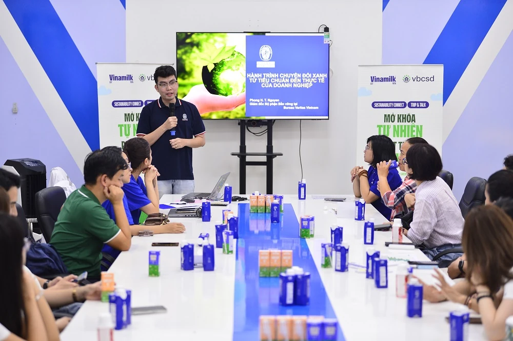 “Mở khóa tự nhiên”: Vinamilk biến rào cản thành vòng tuần hoàn xanh tại trang trại sinh thái