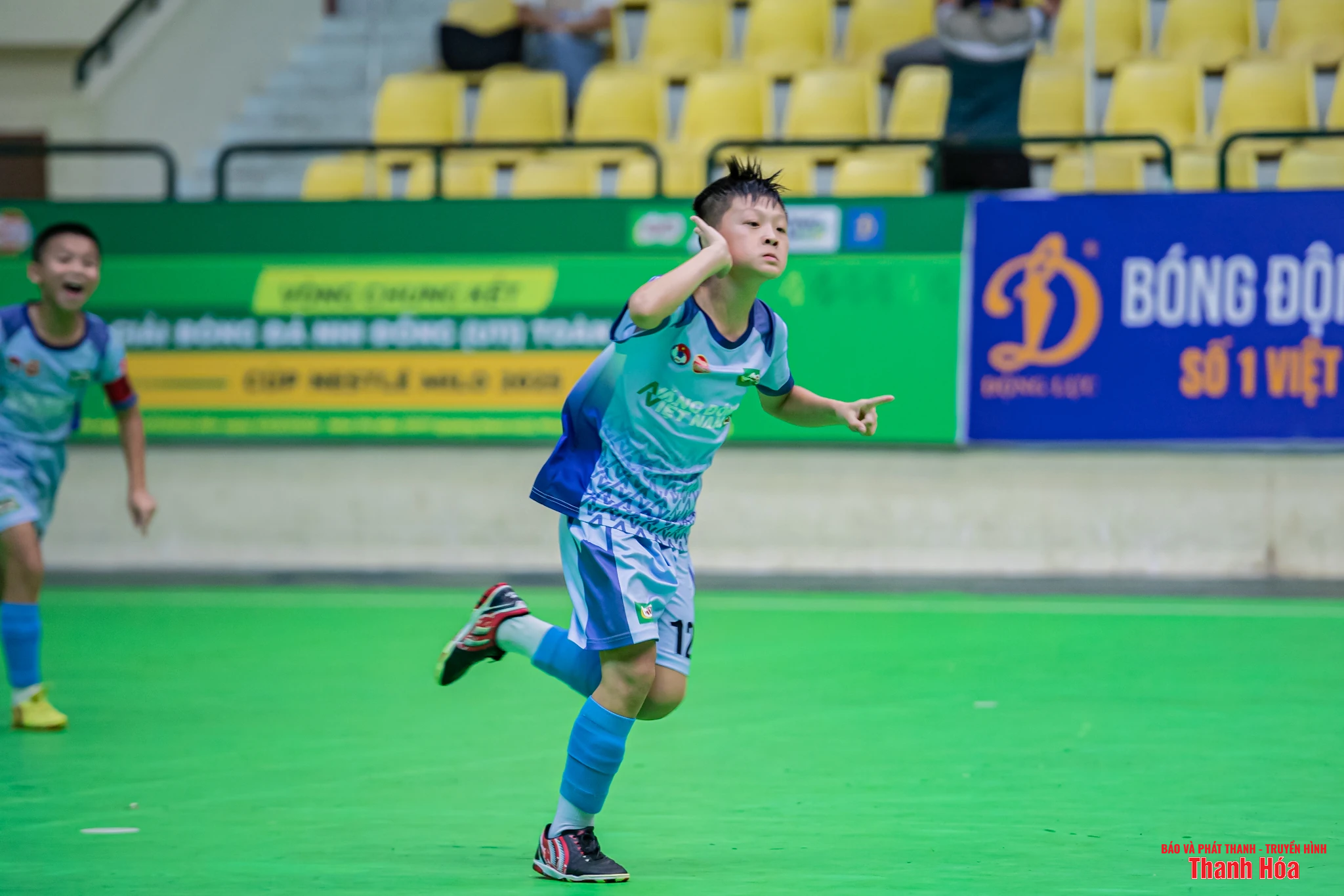 U11 Việt Hùng Thanh Hóa giành vé vào tứ kết sau chiến thắng thuyết phục trước Hà Tĩnh