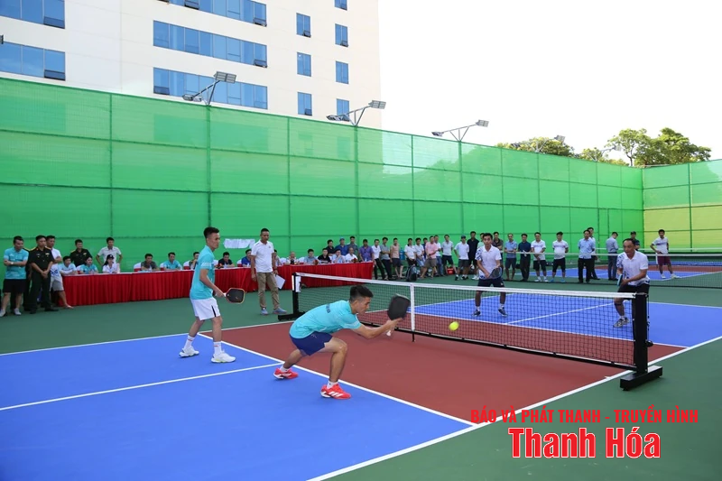 Giải thể thao chào mừng 80 năm Ngày truyền thống Công an Nhân dân