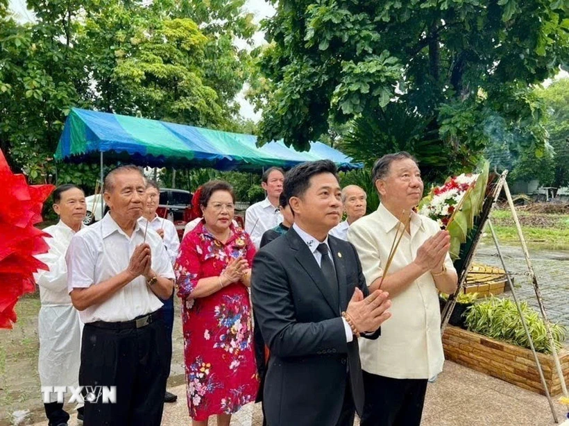 Kiều bào Thái Lan luôn nhớ ơn các anh hùng liệt sỹ đã hy sinh vì Tổ quốc