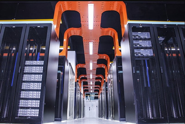 Doanh nghiệp chọn thuê server vật lý hay thuê cloud server cho hạ tầng số?