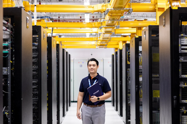 Doanh nghiệp chọn thuê server vật lý hay thuê cloud server cho hạ tầng số?