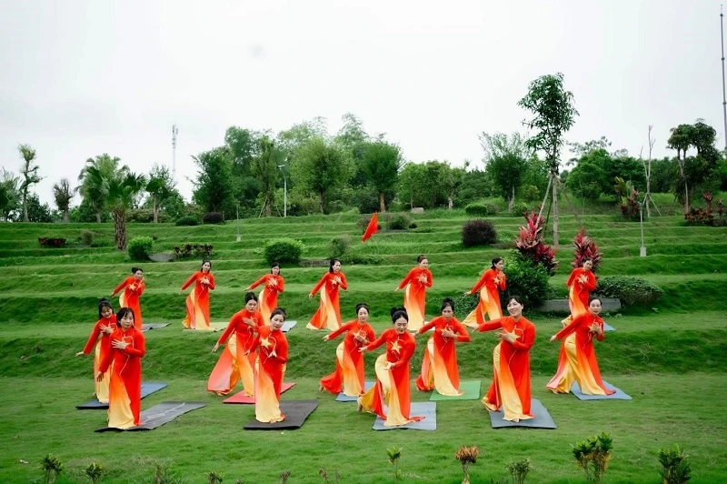 Yoga LAMORI - Món quà dành cho riêng bạn!