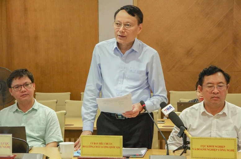 Sắp có có quy chuẩn quốc gia về trụ sạc xe điện